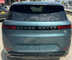 Land Rover Range Rover Sport 2022 Green