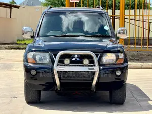 Mitsubishi Pajero 2.5 TD Classic Long 2005 Black