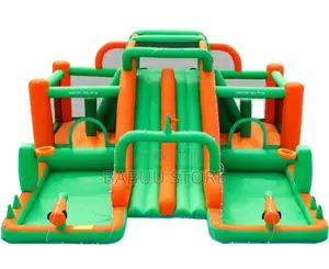 Ni Jumping Castle Yenye Michezo Ya Watoto