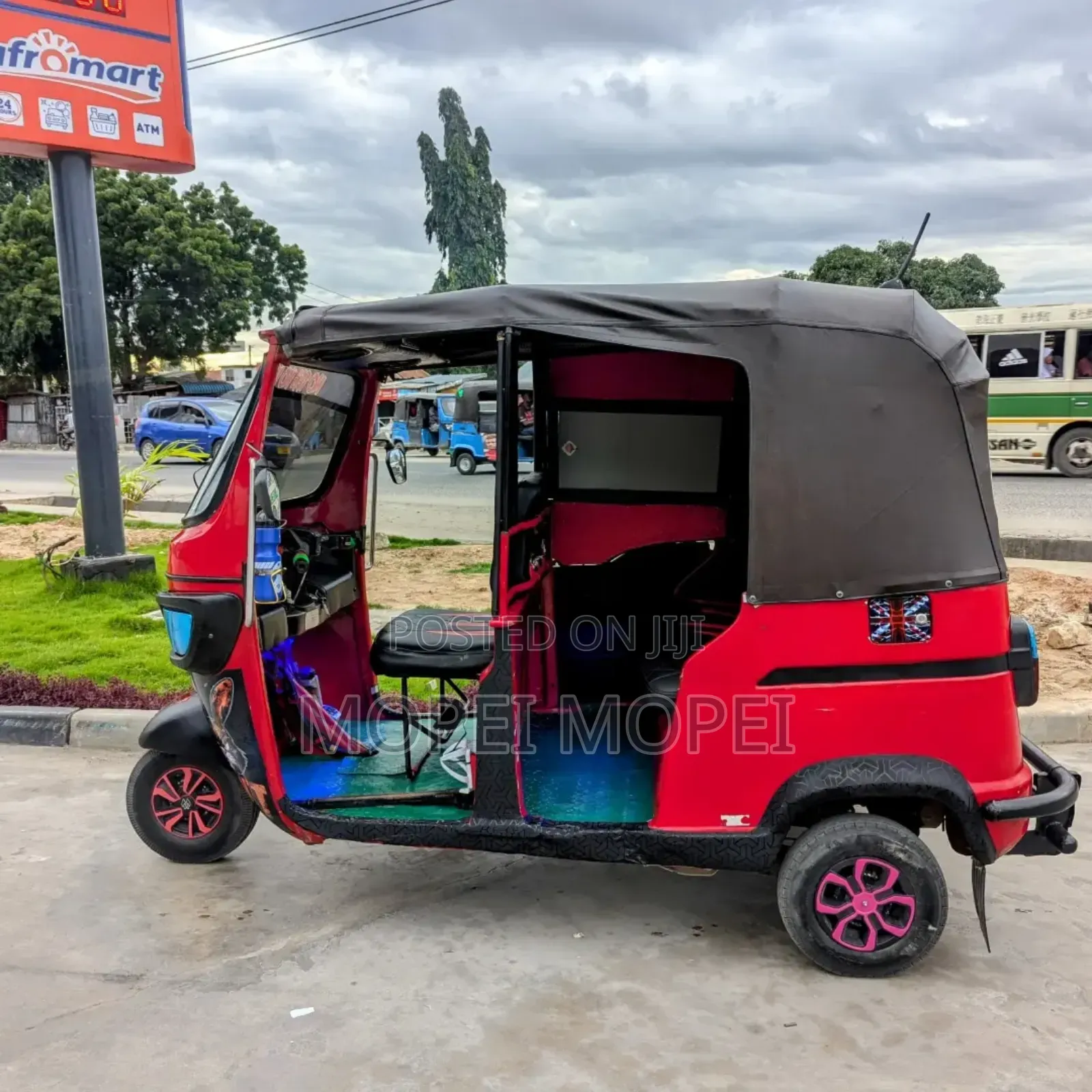 TVS 2023 Red