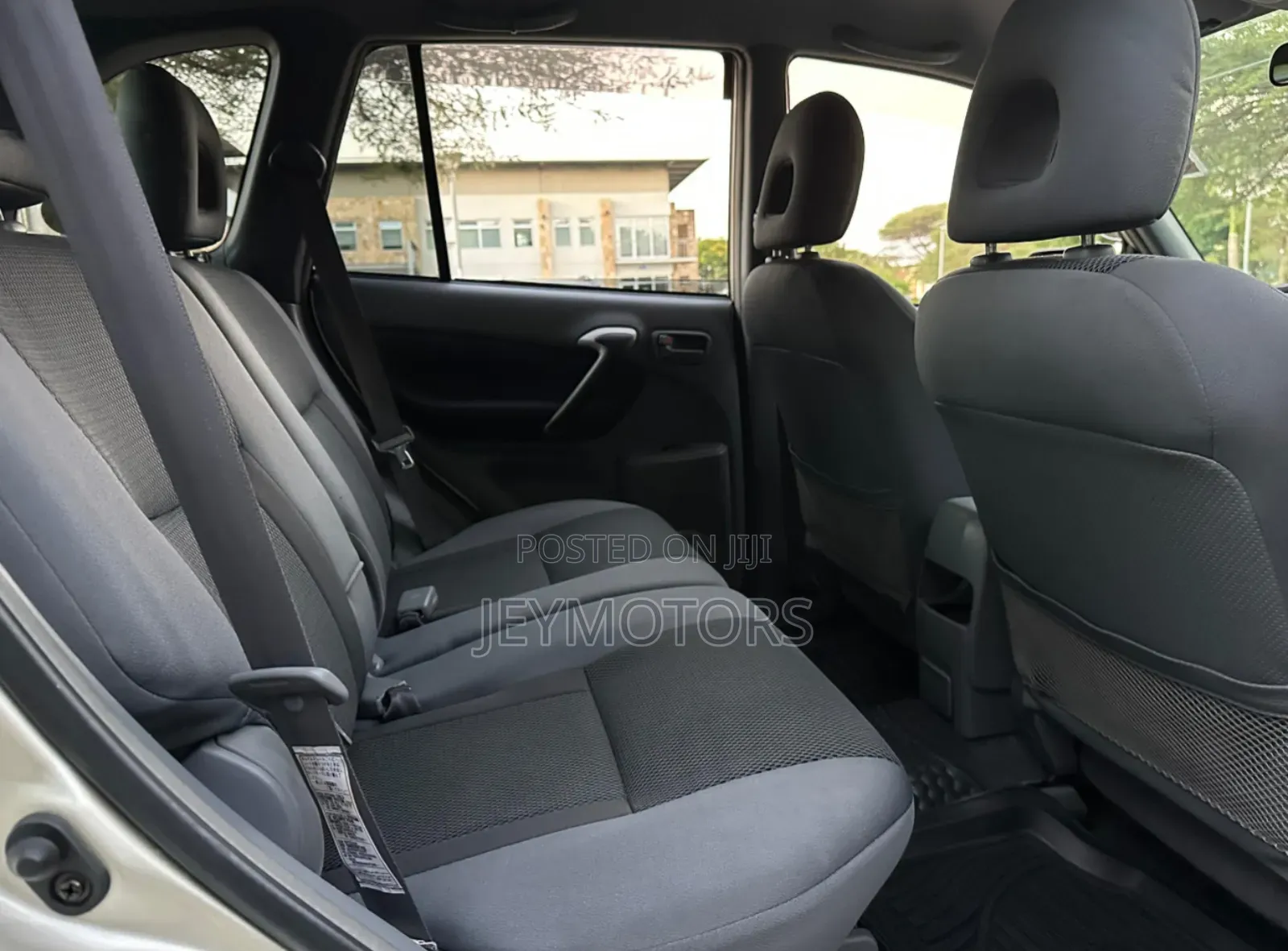 Toyota RAV4 2002 Silver