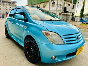 Toyota IST 2005 Blue