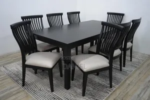 Dining Table Ya Watu 8 Rangi Nyeusi