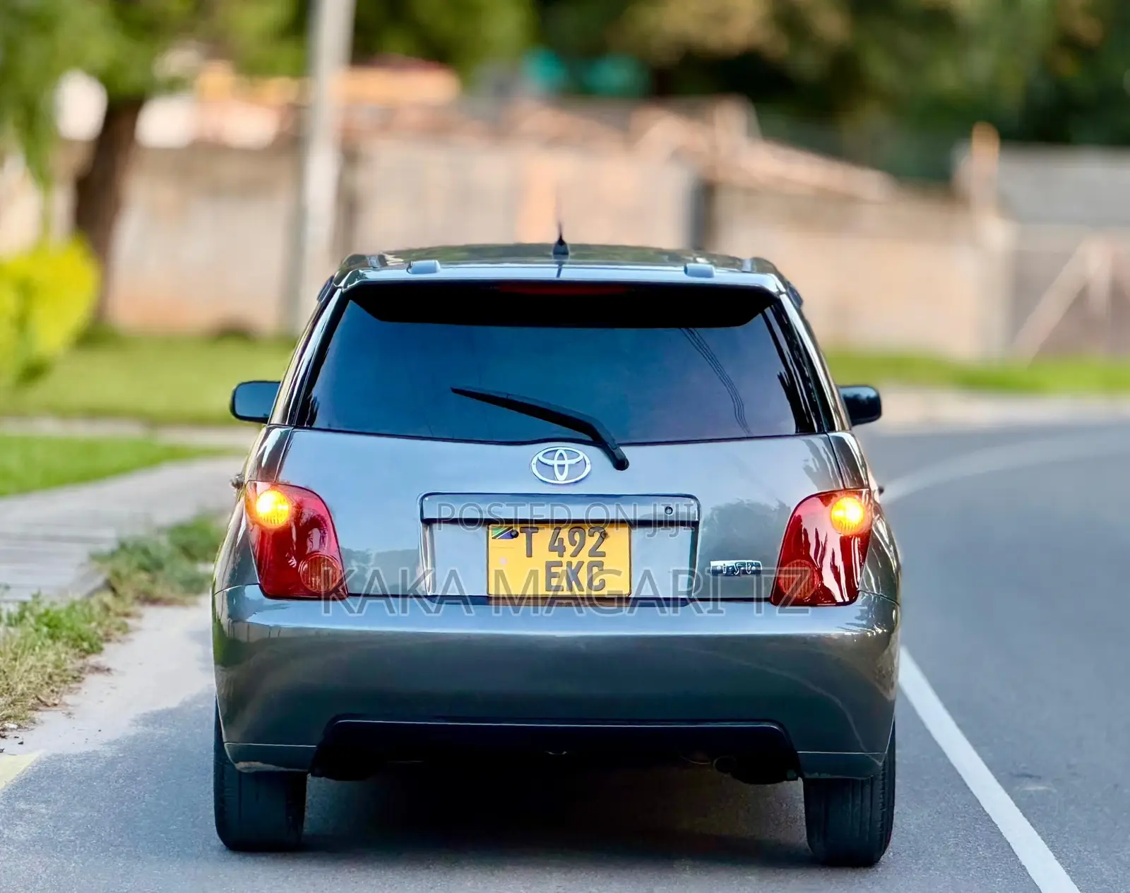 Toyota IST 2003 Gray
