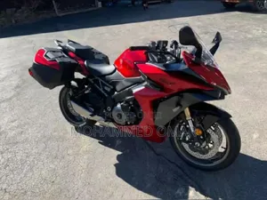 Suzuki Sport 2024 Red