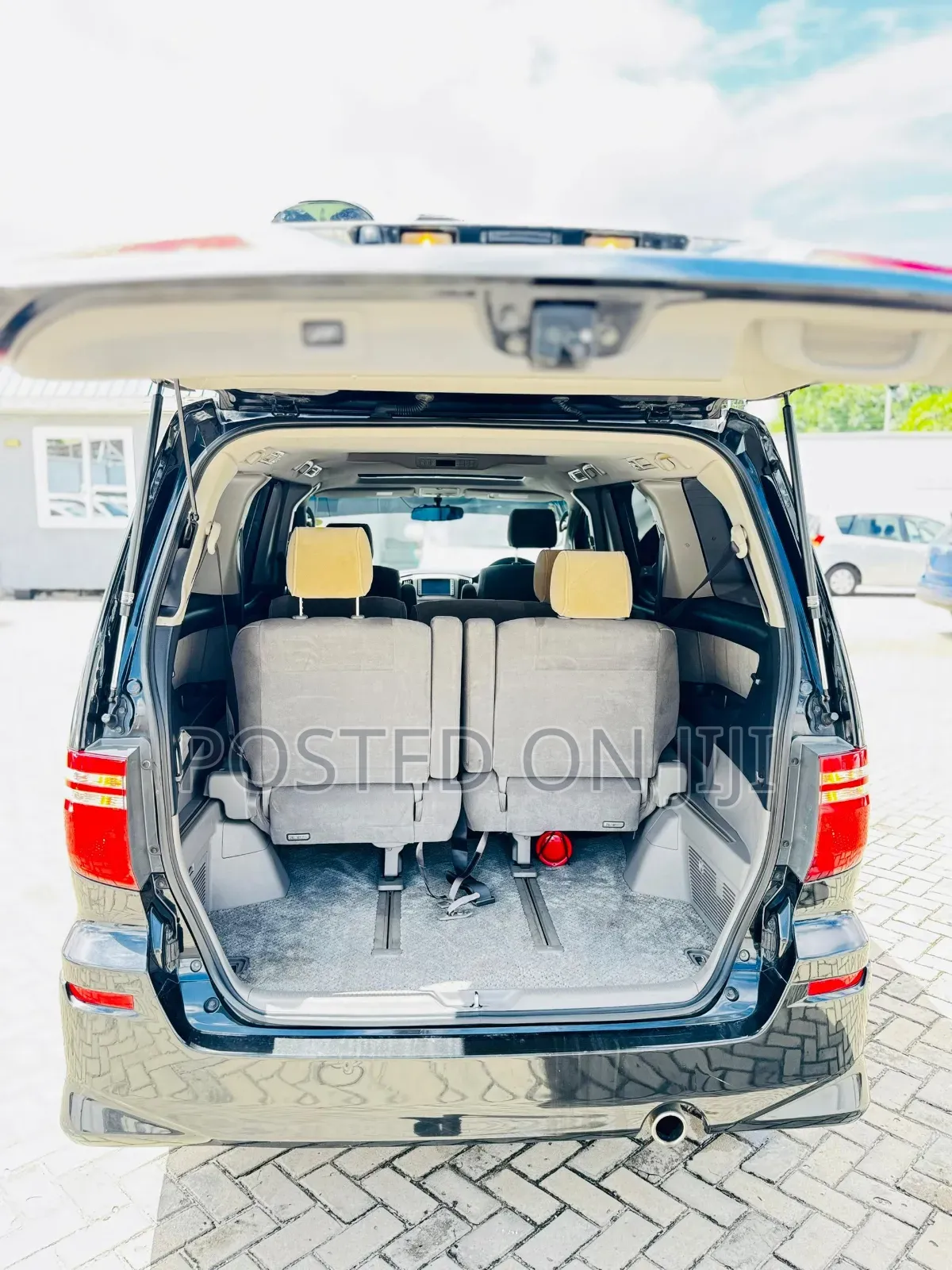 Toyota Alphard 2006 Black