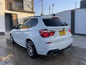 BMW X3 xDrive28i 4dr SUV AWD (2.0L 4cyl Turbo 8A) 2014 White