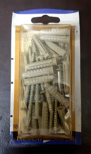 Screws With Fischers - 18pcs