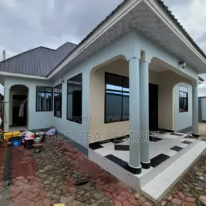 4bdrm House in Mbagala Maji Matitu, Kinondoni for sale