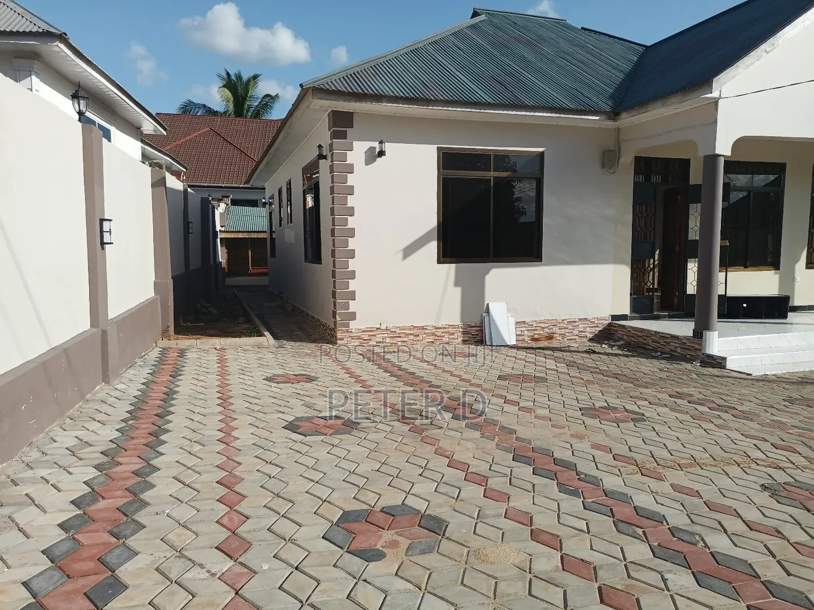 3bdrm House in Mbezi for rent