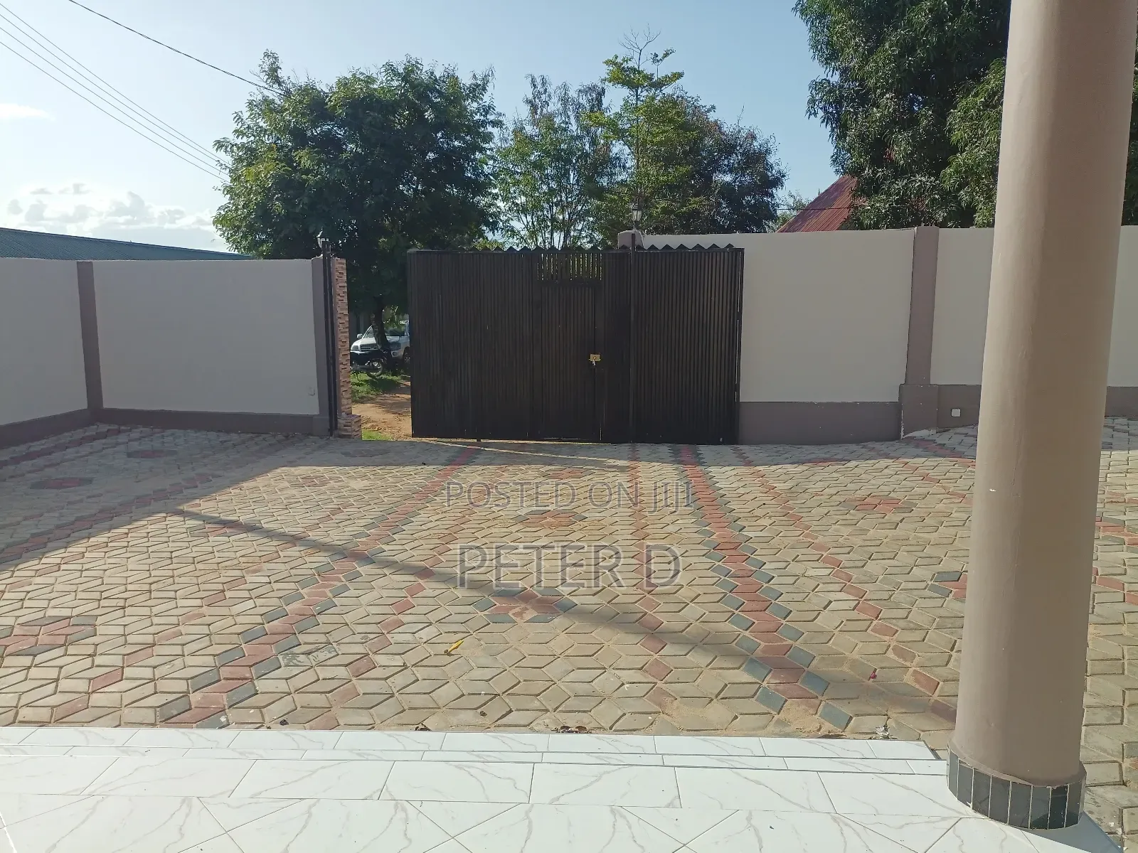 3bdrm House in Mbezi for rent