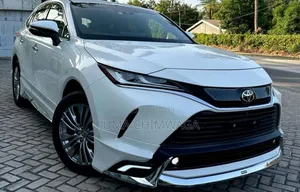 Toyota Harrier 2021 White