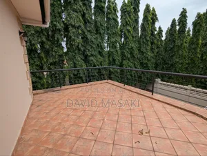 5bdrm House in The Place, Oyster Bay for rent