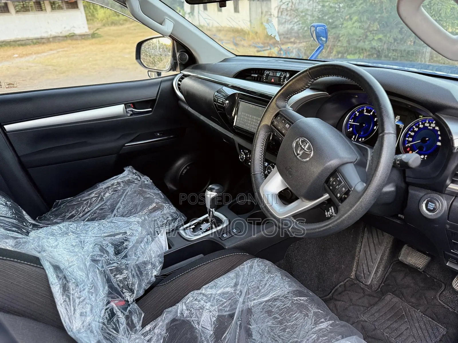 Toyota Hilux Revo Double Cab Deisel 2.4 AWD 2018 Blue