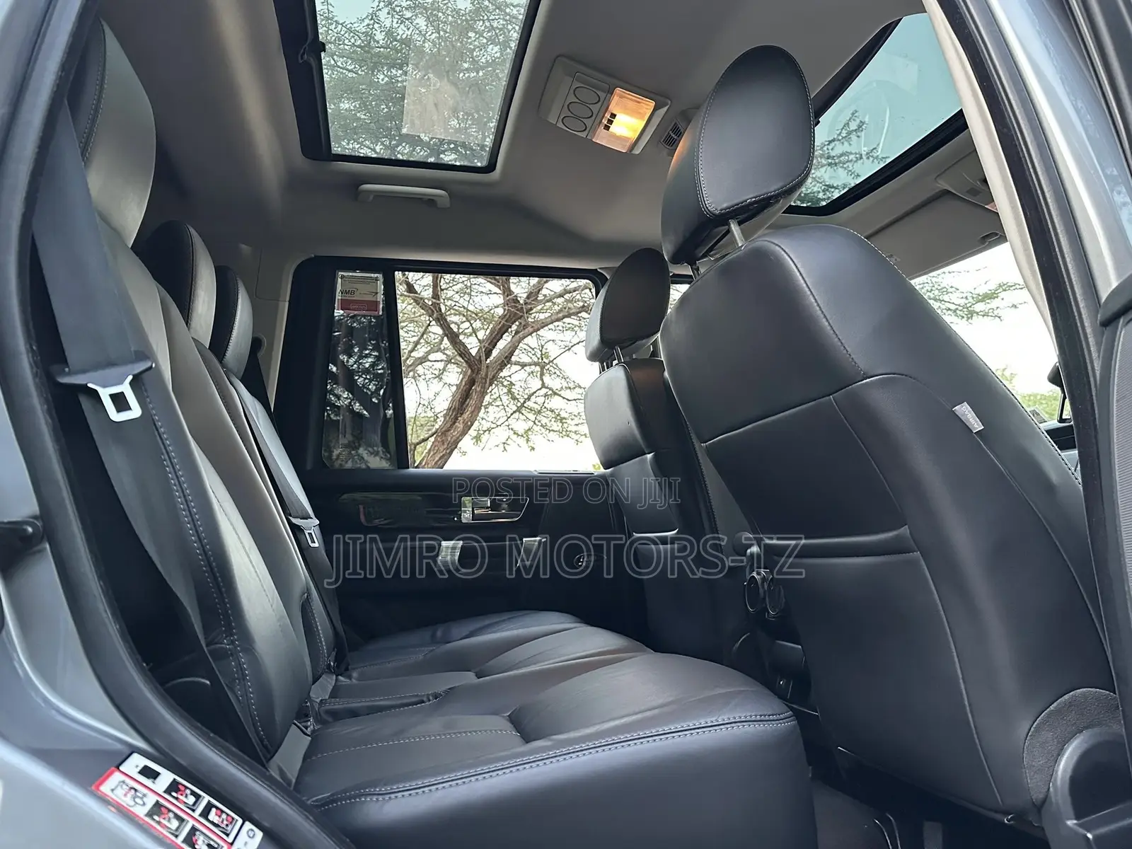 Land Rover Discovery 2013 Gray