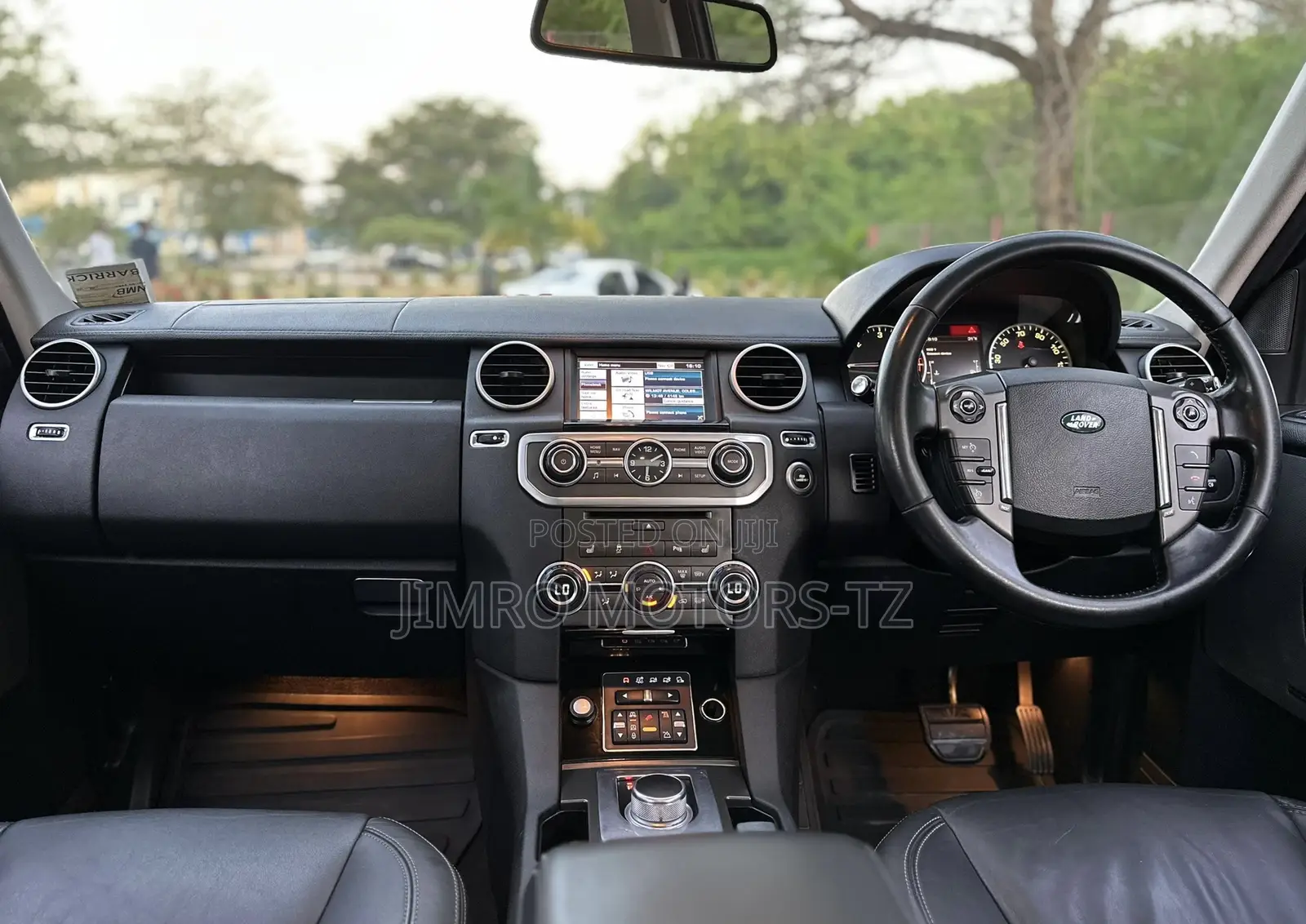 Land Rover Discovery 2013 Gray
