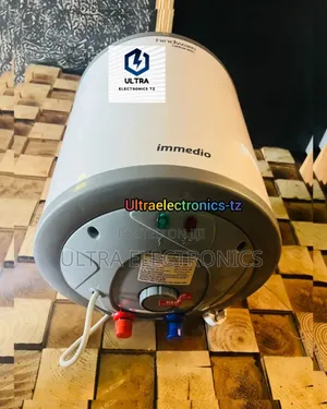 New  Hindware Water Heater With Capacity of 15 Litres