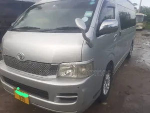 Toyota HiAce 2007 Silver