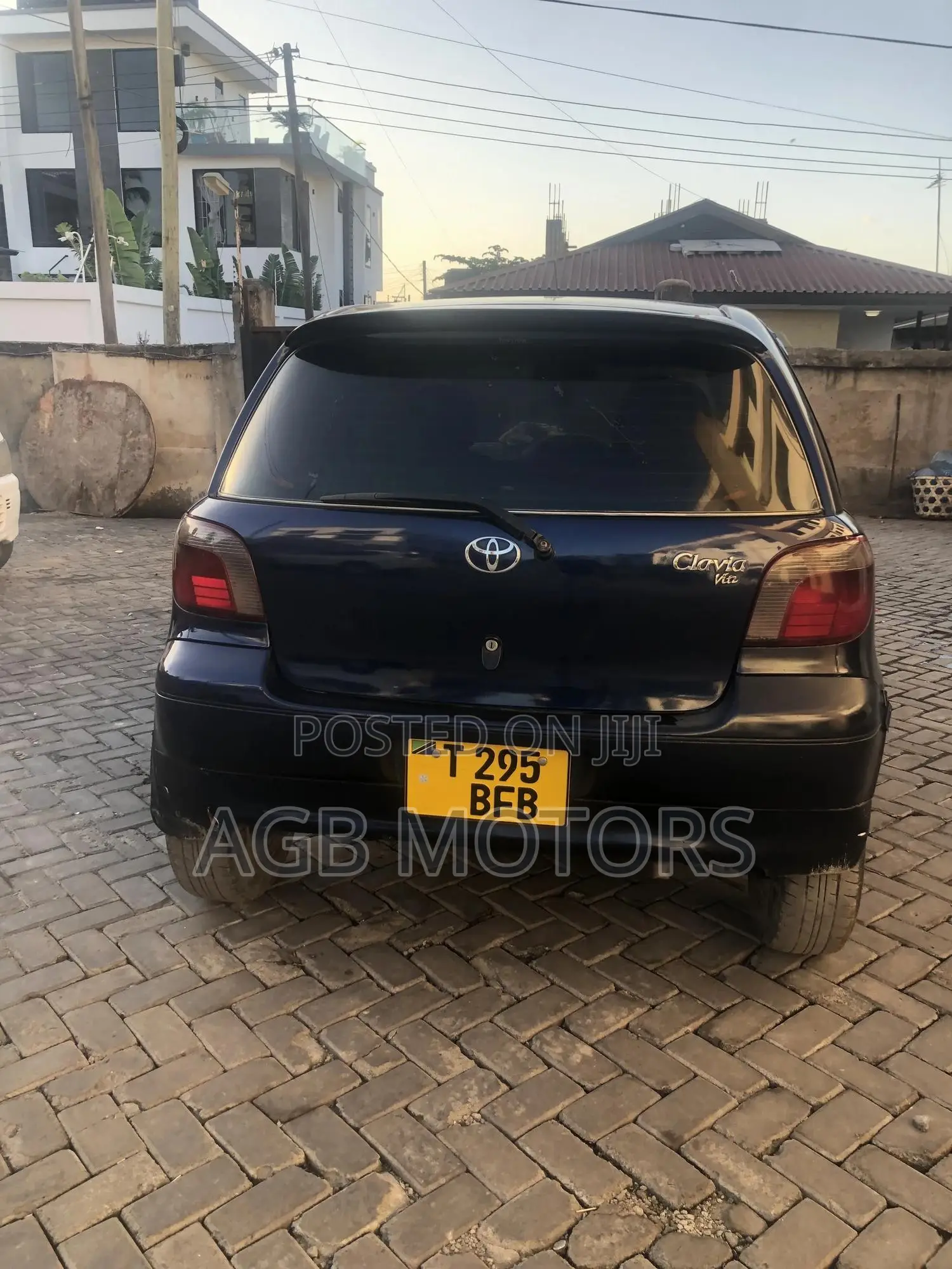 Toyota Vitz 2003 Blue