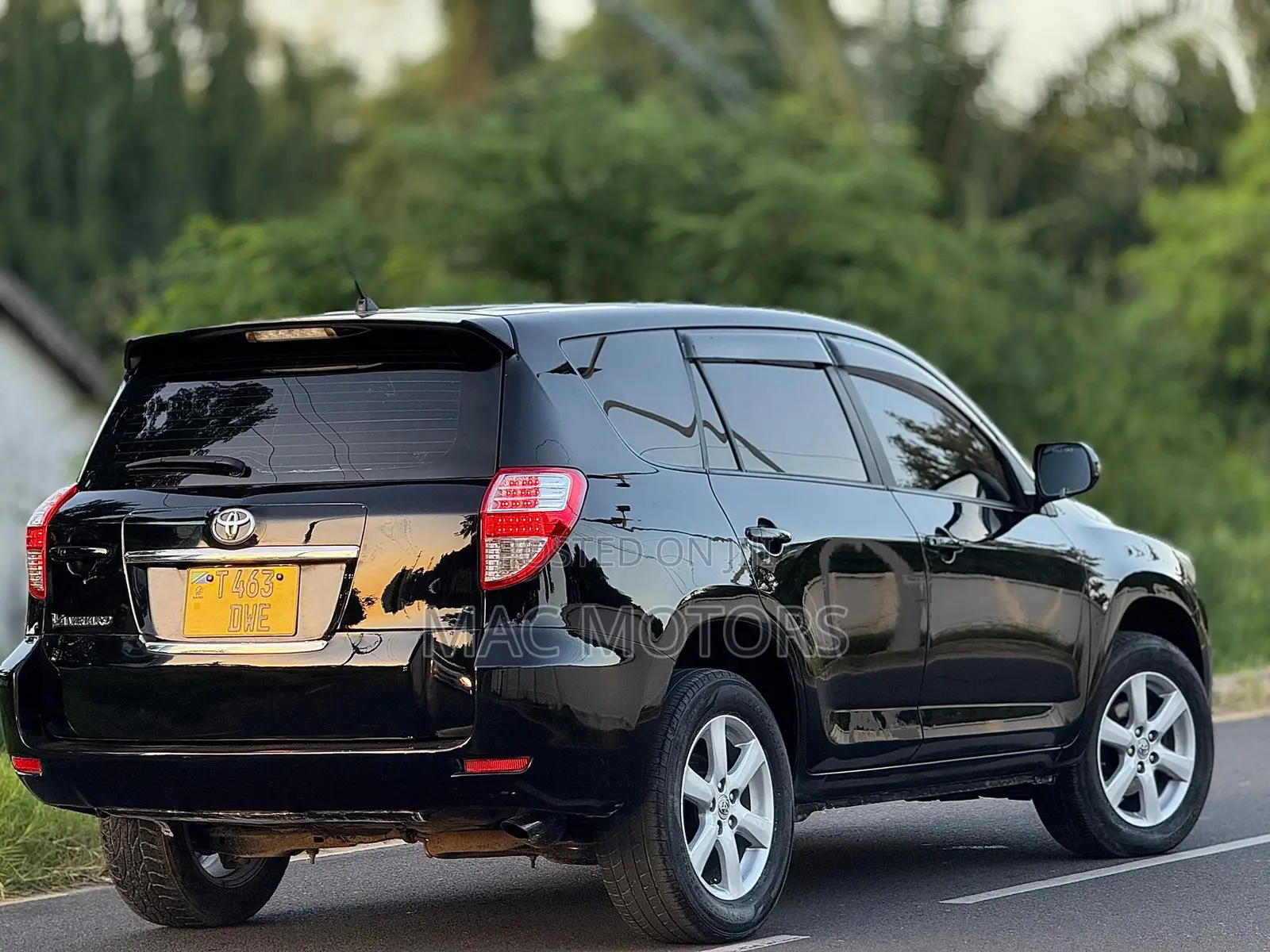 Toyota Vanguard 2008 Black