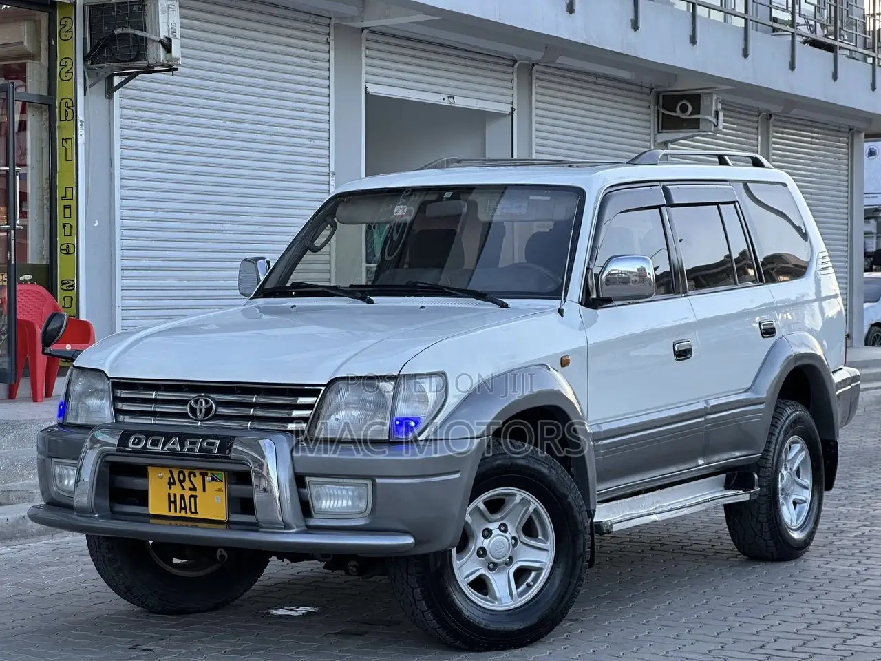 Toyota Land Cruiser Prado 1999 White