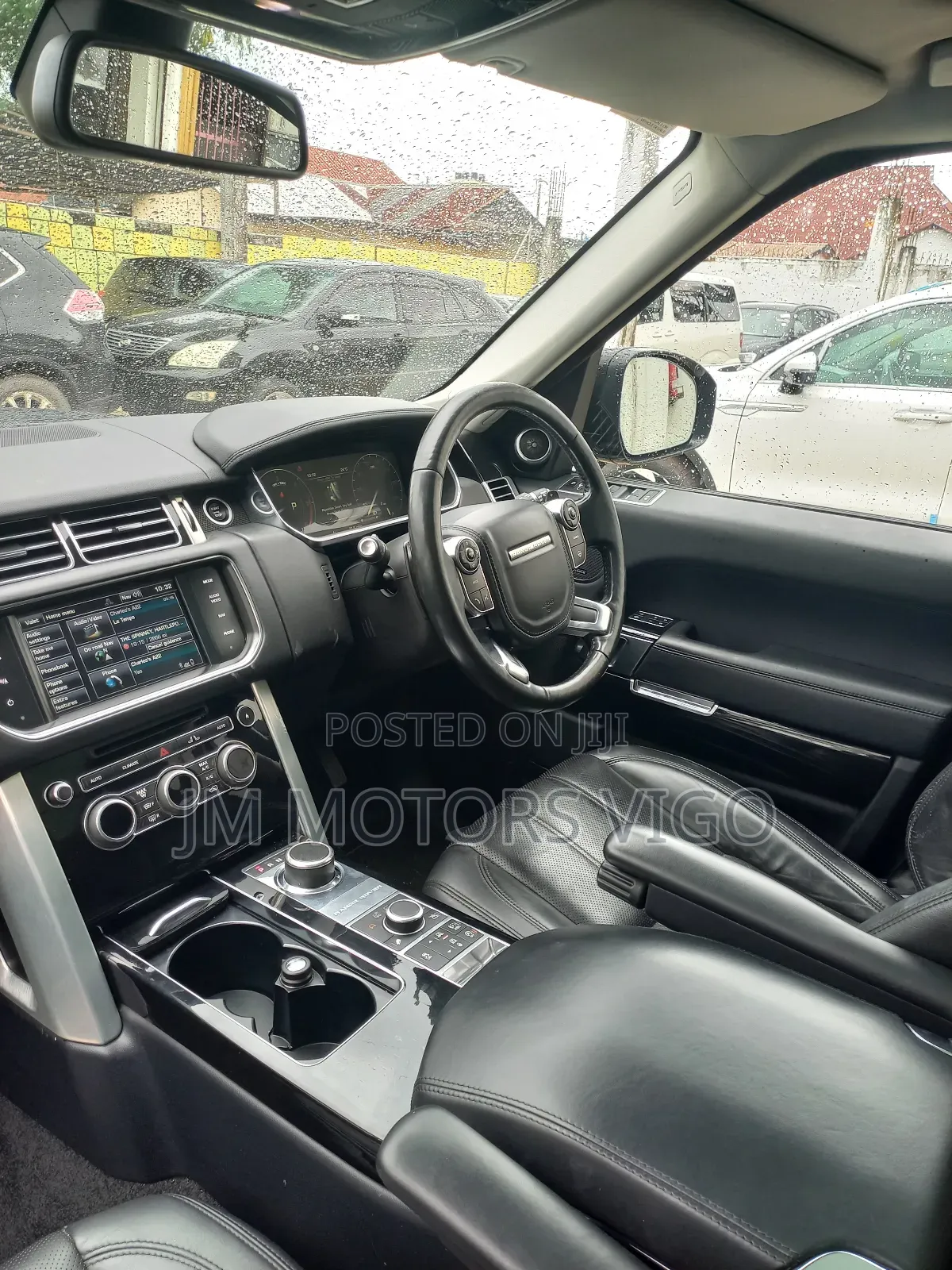 Land Rover Range Rover Vogue 2015 Black