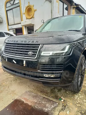Land Rover Range Rover Vogue 2015 Black