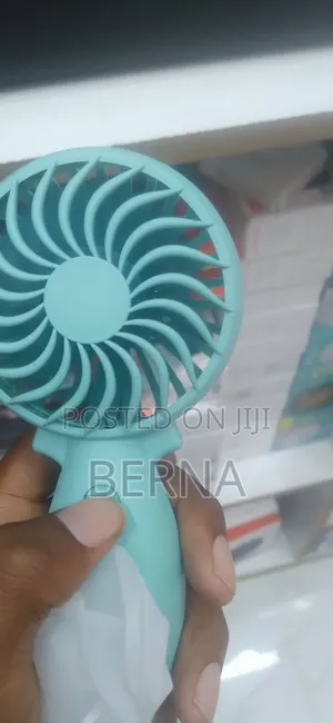 Hand Fan (Kifeni )