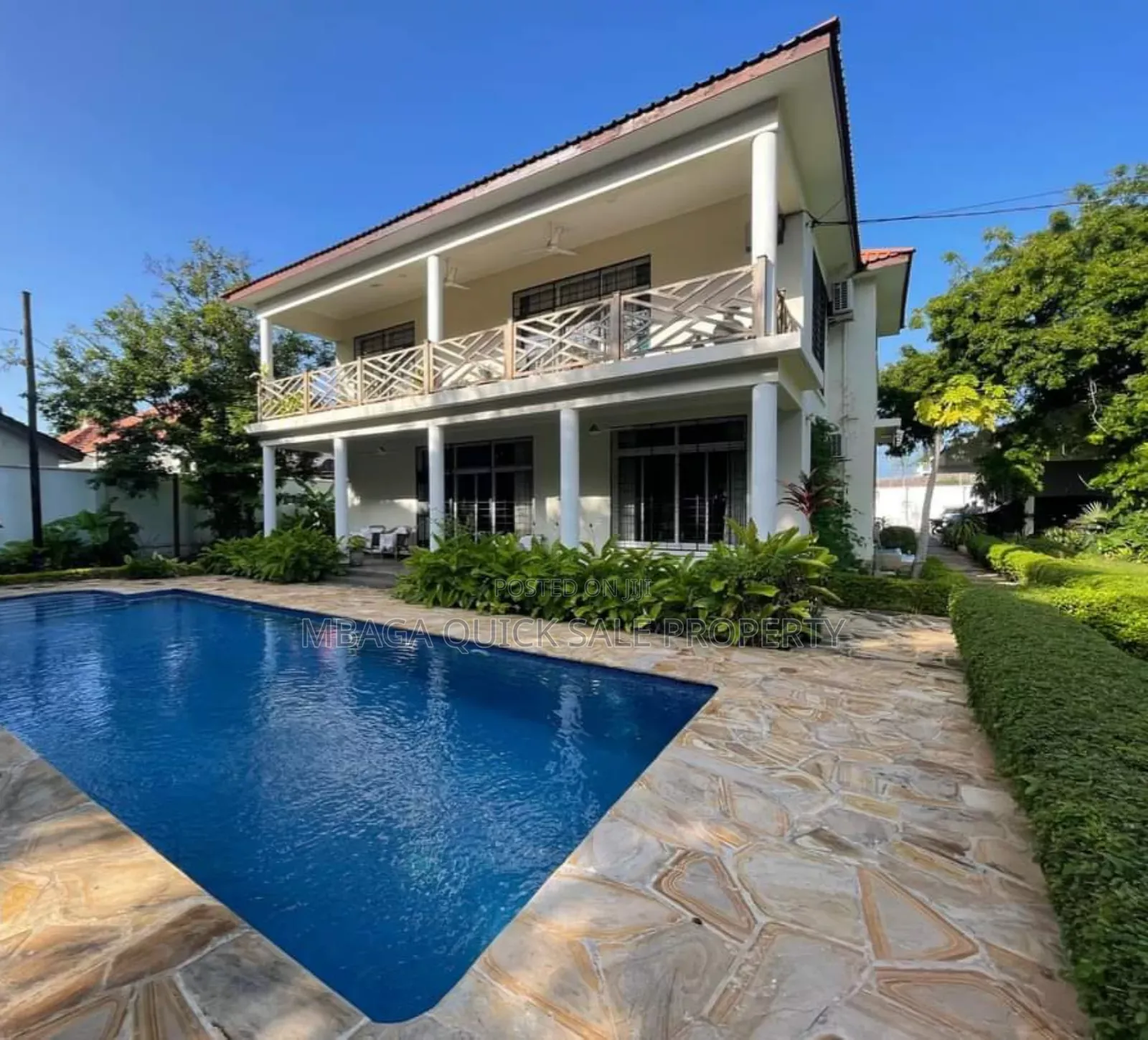 6 Bedroom House With Swimming Pool for Rent at Oyster Bay