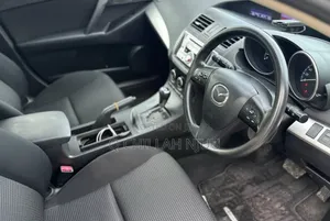Mazda Axela 2012 White