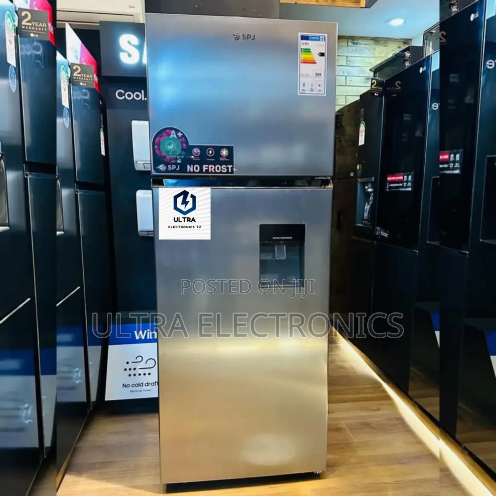 SPJ Fridge With Water Dispenser and Capacity of 470 L