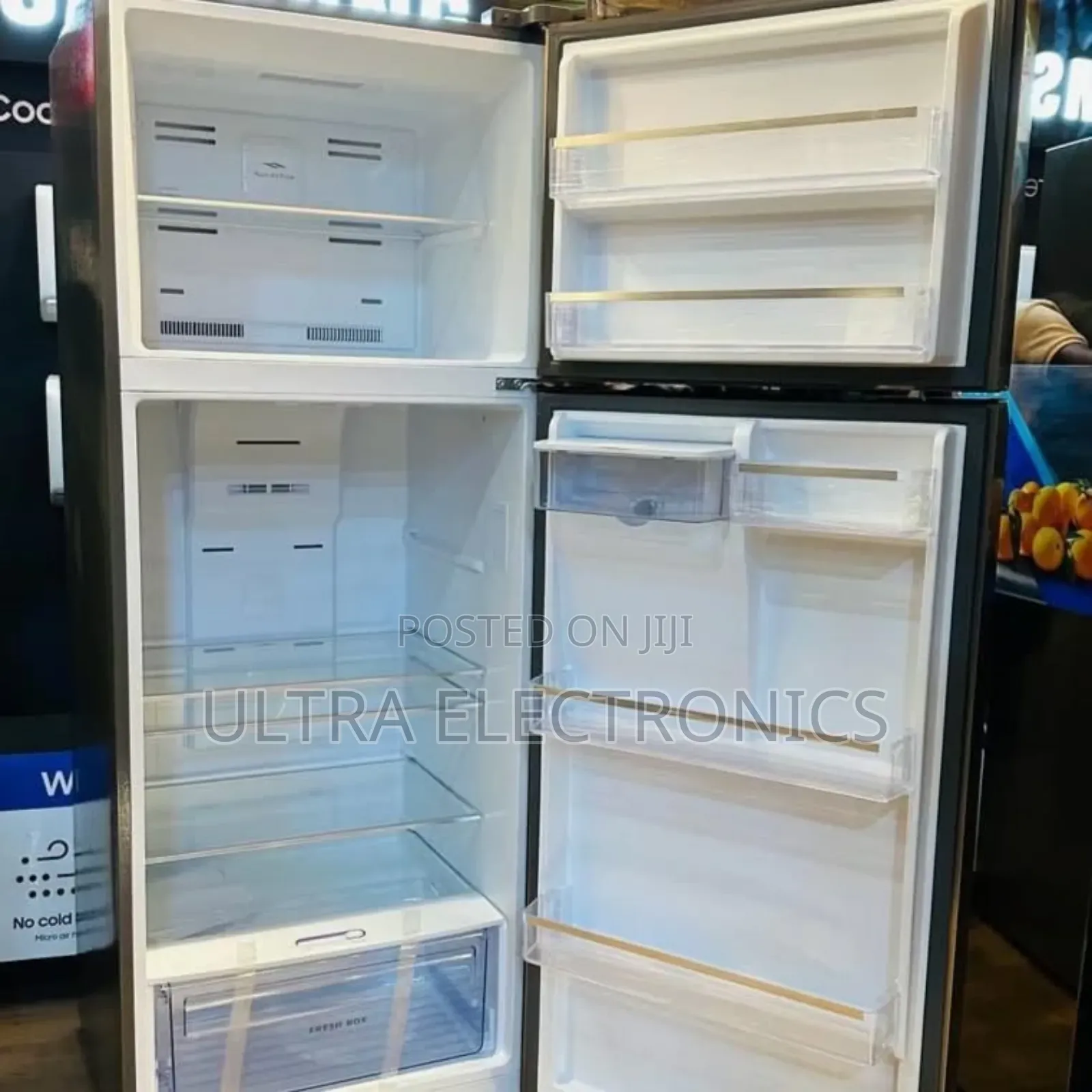 SPJ Fridge With Water Dispenser and Capacity of 470 L