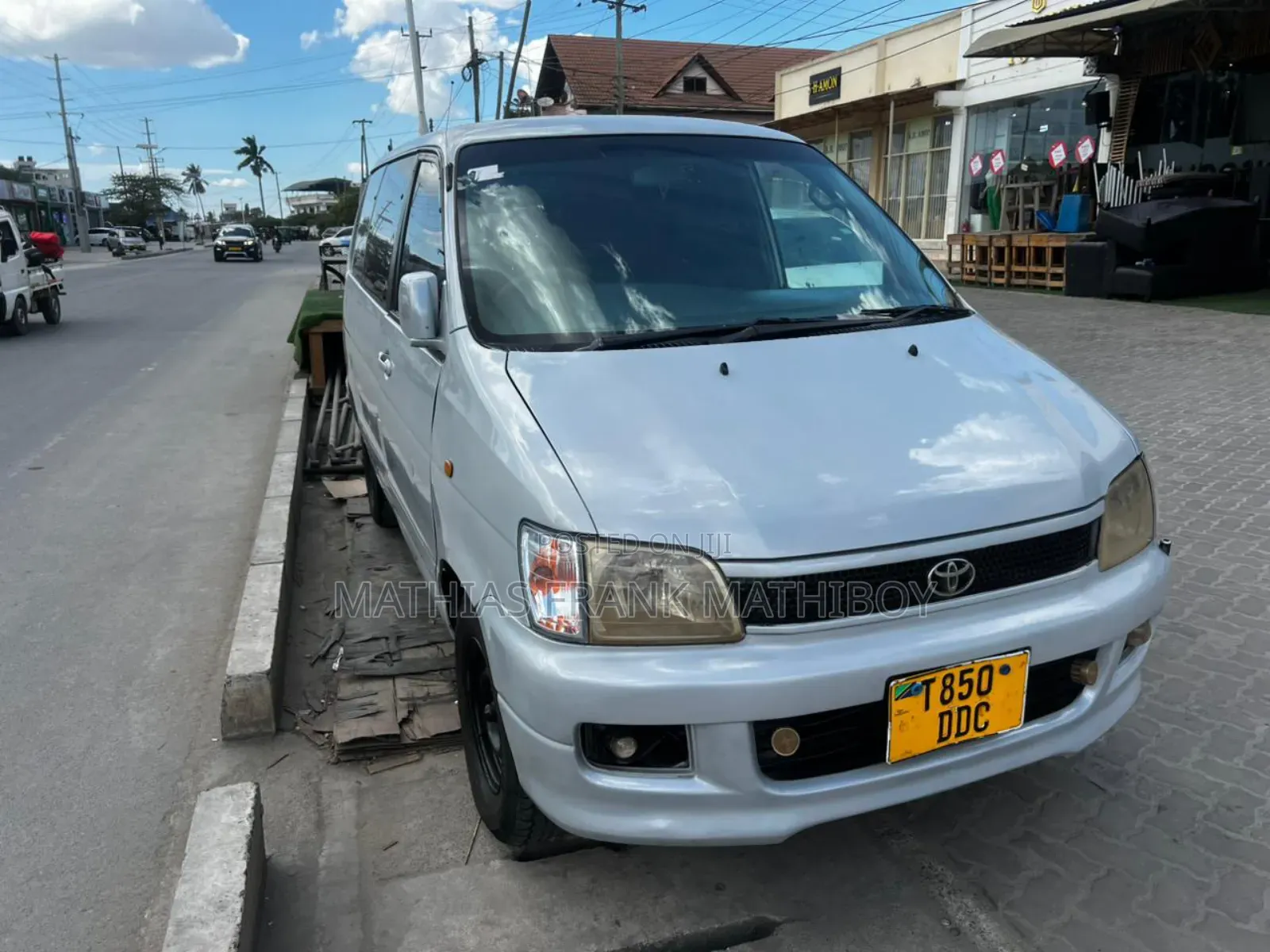 Toyota TownAce Noah 1999 Silver