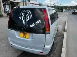 Toyota TownAce Noah 1999 Silver
