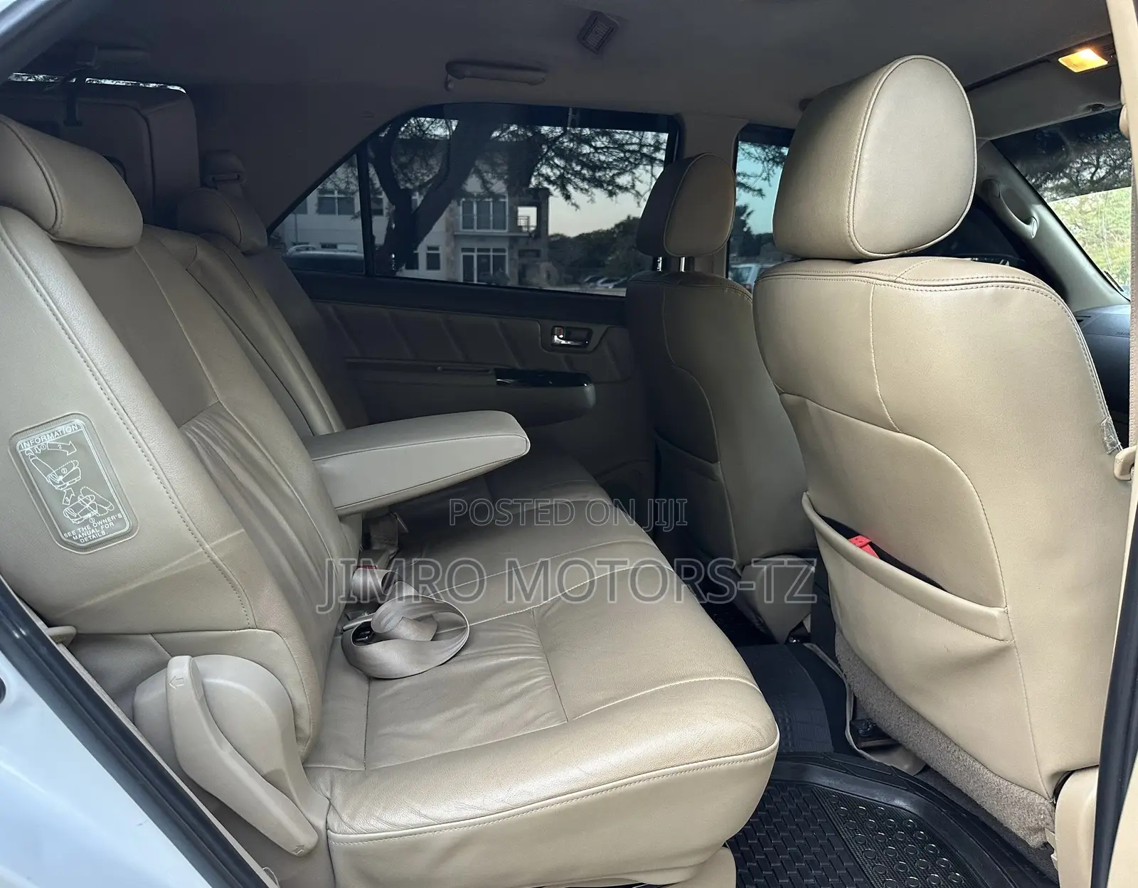 Toyota Fortuner 2013 White