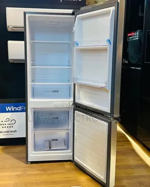 SPJ Fridge With Combi Design and Capacity of 165 Litres