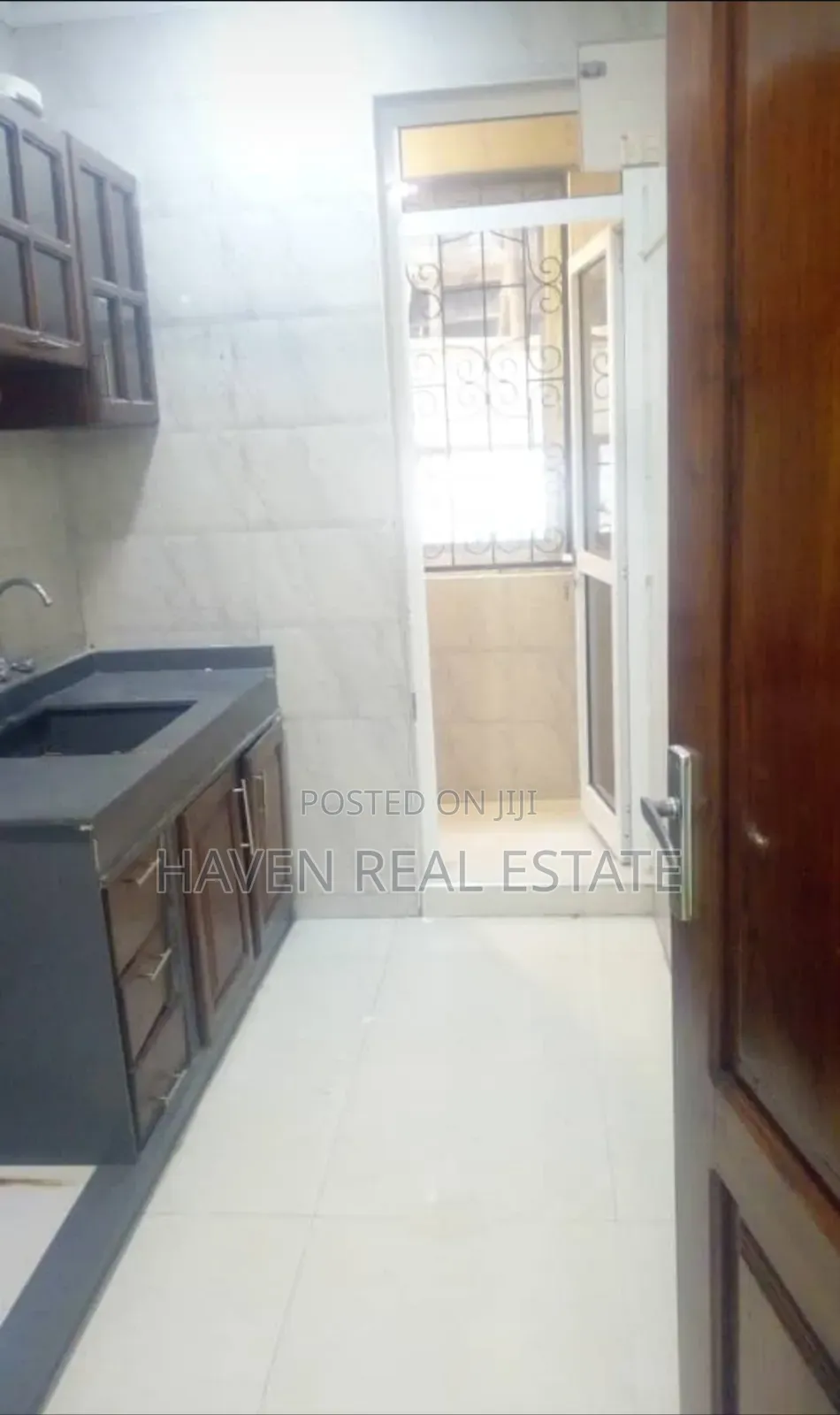 3bdrm Apartment in Kariakoo for rent