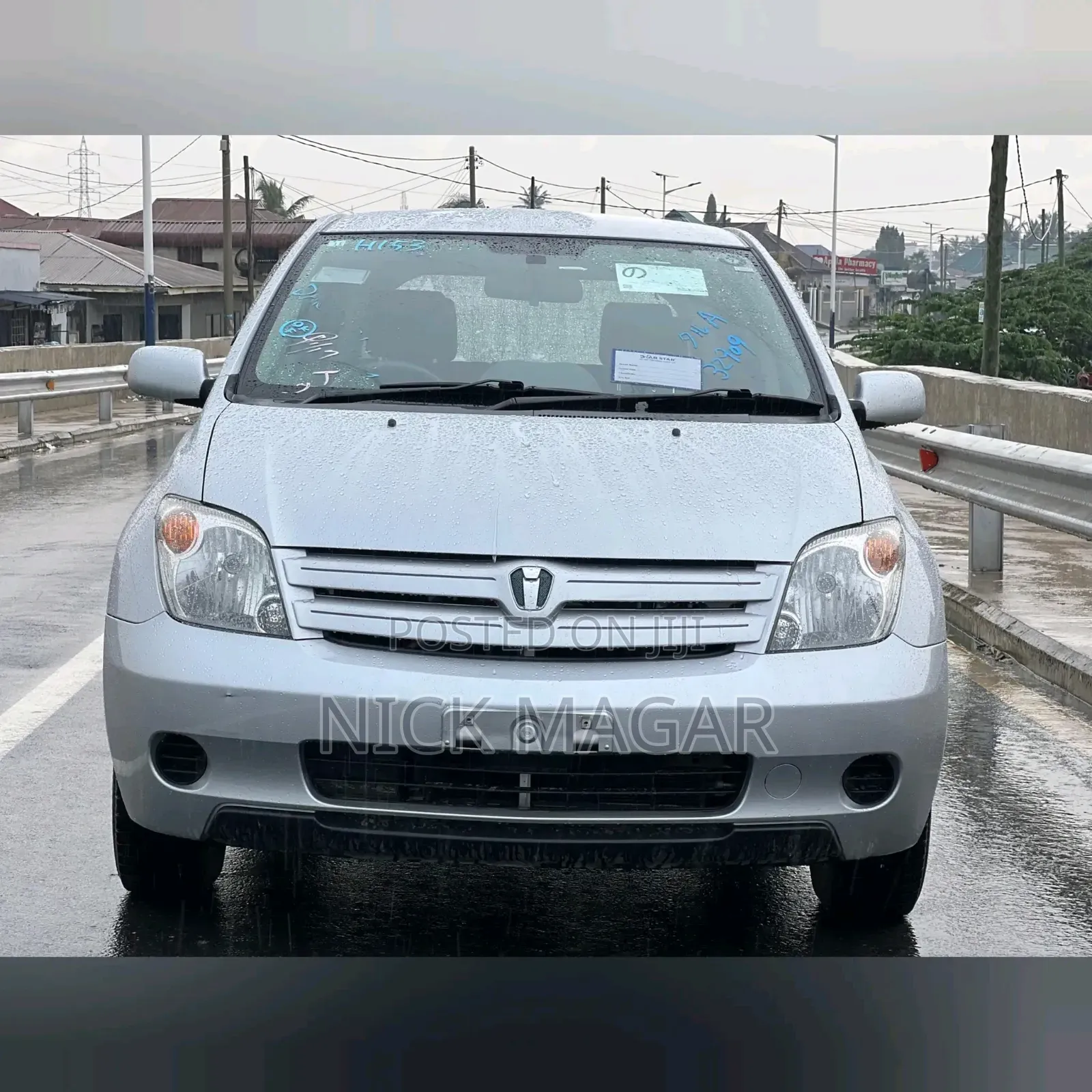 Toyota IST 2005 Silver