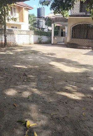 7bdrm House in Mikocheni B Tpdc for sale