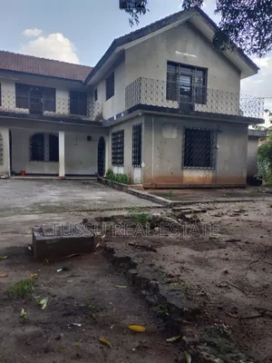 7bdrm House in Mikocheni B Tpdc for sale
