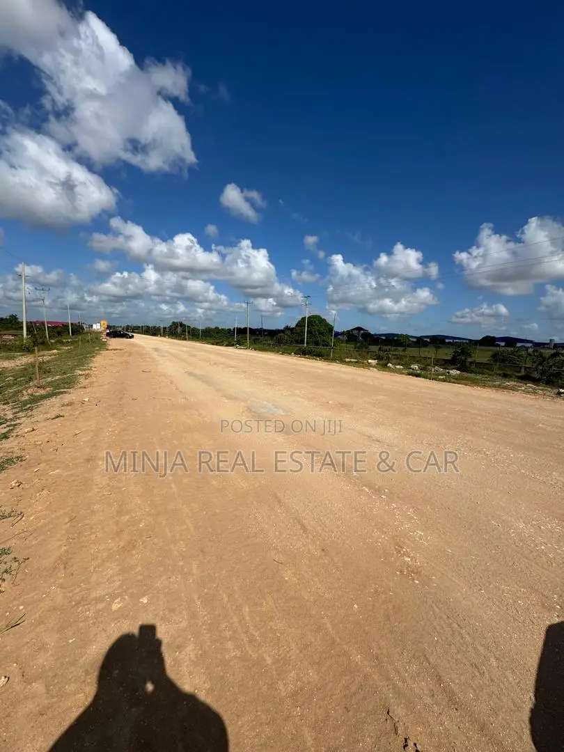 Plot for Sale Kigamboni Kisarawe Ii 10 Acres