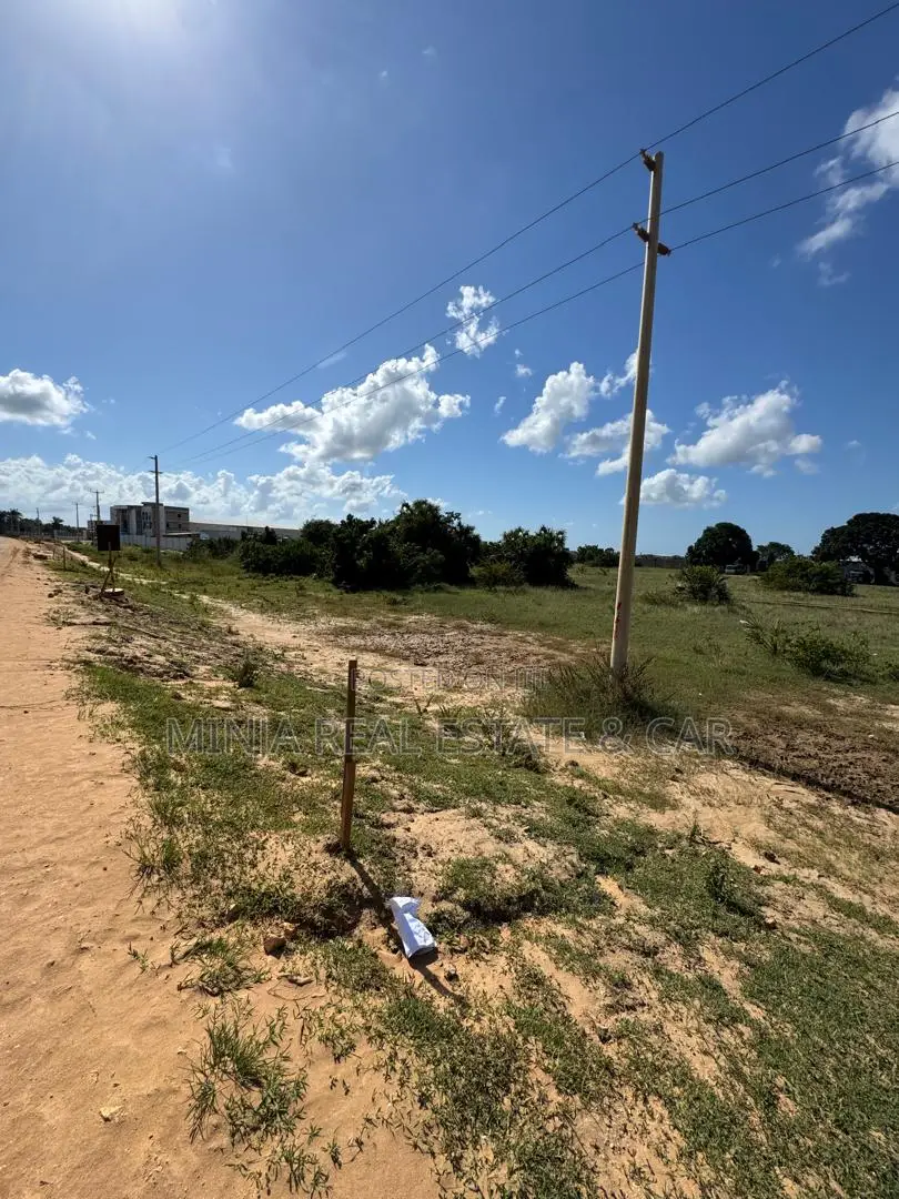 Plot for Sale Kigamboni Kisarawe Ii 10 Acres