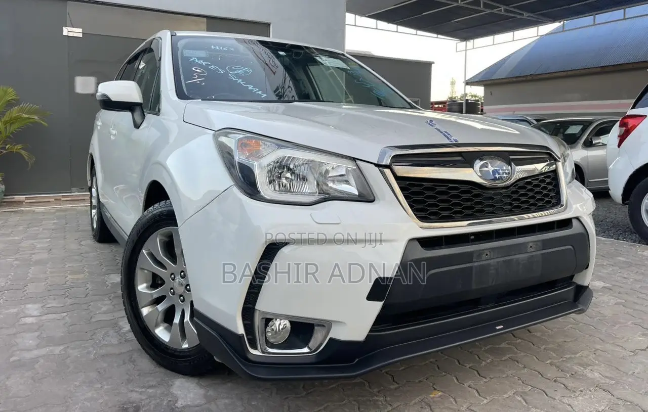 Subaru Forester 2.0XT Premium 4dr SUV AWD (2.0L 4cyl Turbo CVT) 2014
