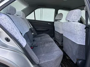 Toyota Carina 2000 Silver