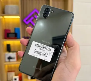 Sharp Aquos R3 128 GB Black