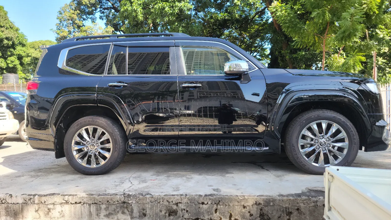 Toyota Land Cruiser 2023 Black