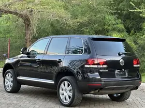 Volkswagen Touareg 2009 Black