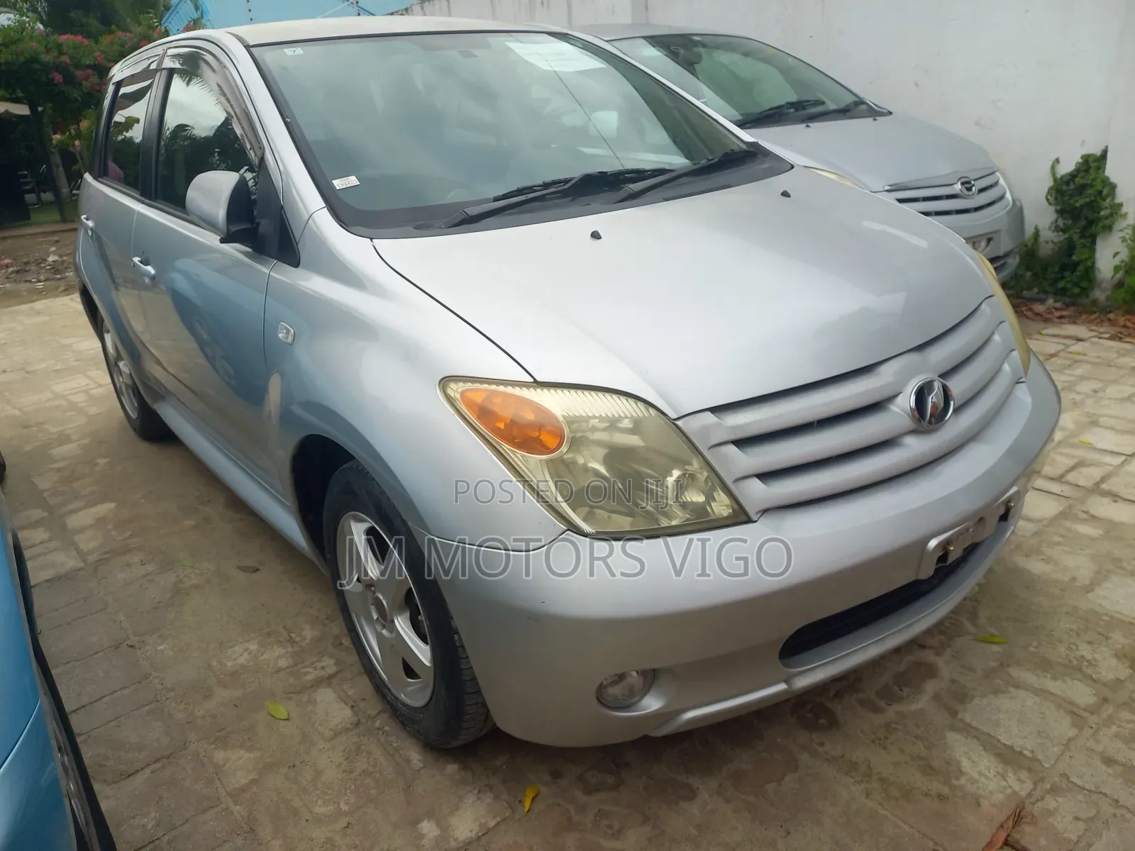 Toyota IST 2007 Silver
