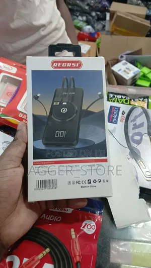 Recrsi Re-Pb031 Wireless Powerbank [Magsafe]
