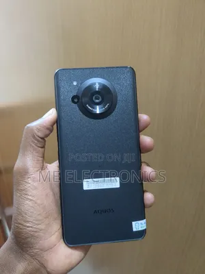 Sharp Aquos R7 256 GB Black